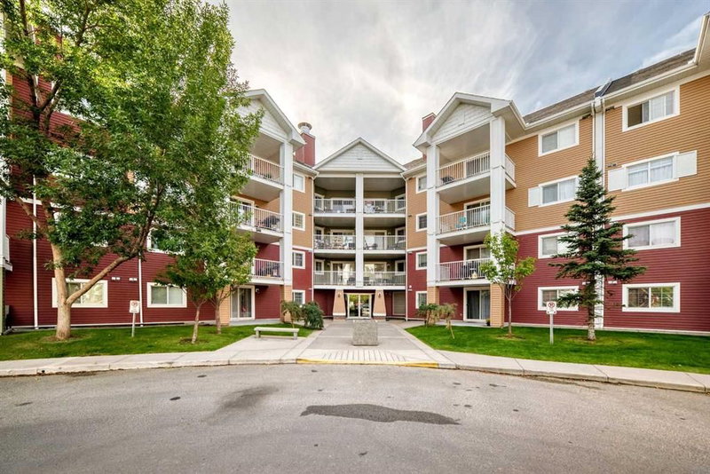 3116, 10 Prestwick Bay SE, McKenzie Towne — interior photo