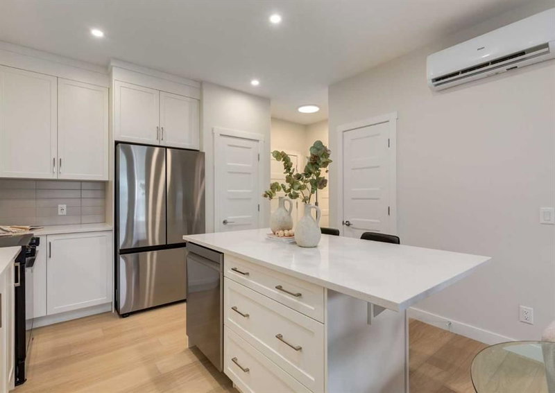 1203, 81 Arbour Lake View NW, Arbour Lake — interior photo 5