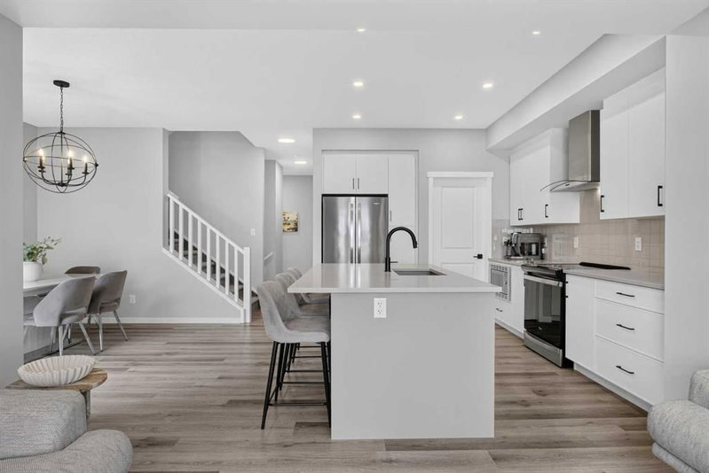 244 Masters Row SE, Mahogany — interior photo 6