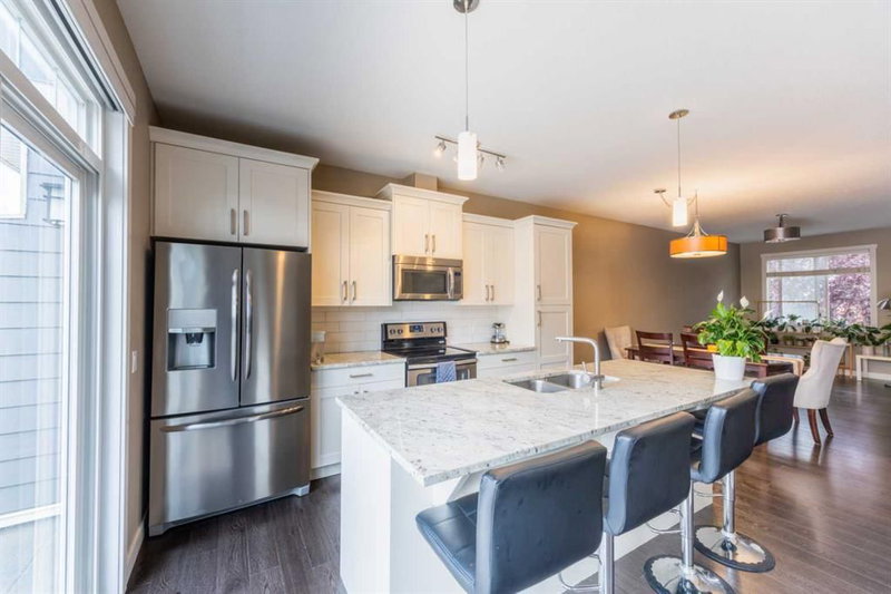 563 EVANSTON Manor NW, Evanston — interior photo 6