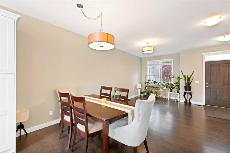 563 EVANSTON Manor NW, Evanston — interior photo 7