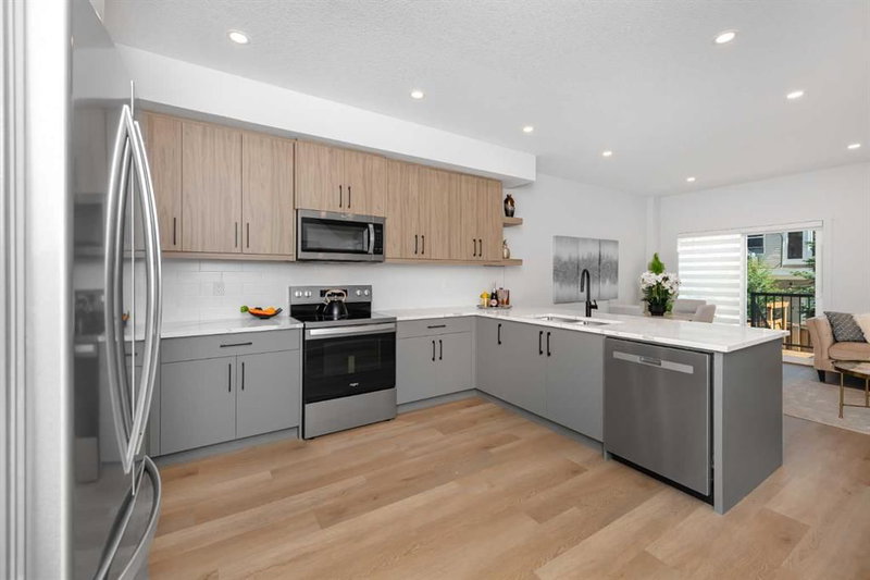 146 Heritage Circle, Heritage Hills — interior photo 5