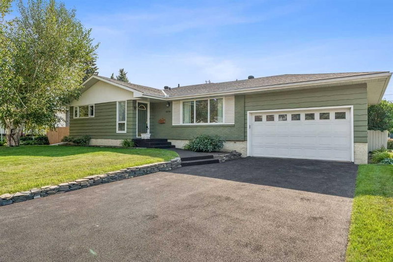 10719 Mapleshire Crescent SE, Maple Ridge — interior photo