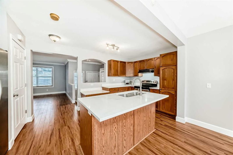 31 Coventry Road NE, Coventry Hills — interior photo 5