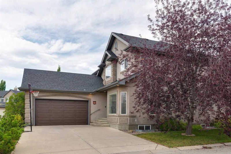 3 Tuscany Glen Green NW