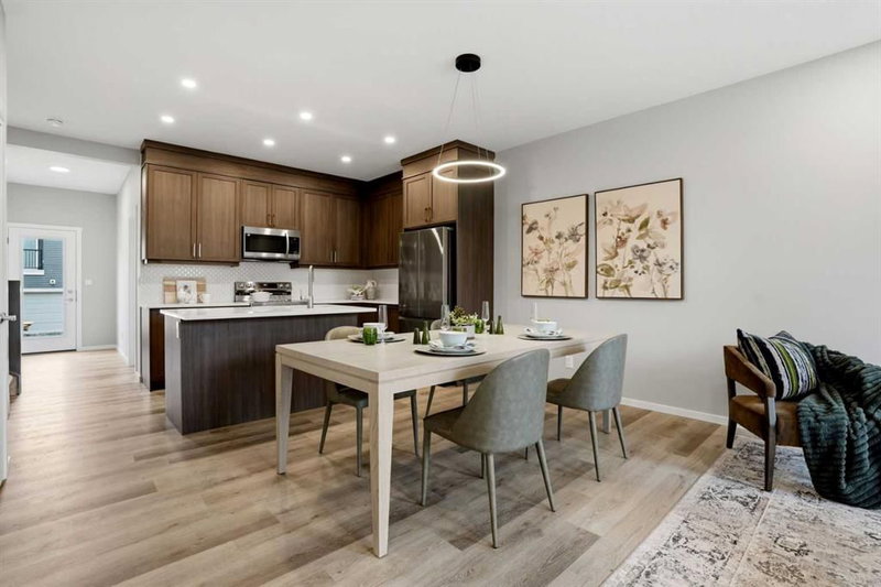 29 Yorkstone Gardens SW, Yorkville — interior photo 6