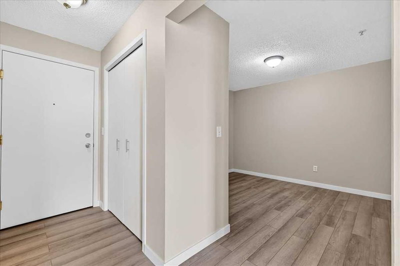 212, 1717 60 Street SE, Red Carpet — interior photo