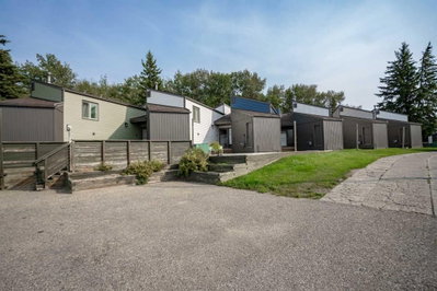 #11 - 8205 98 ST