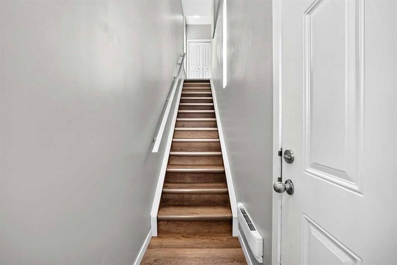 108 New Brighton Point SE, New Brighton — interior photo