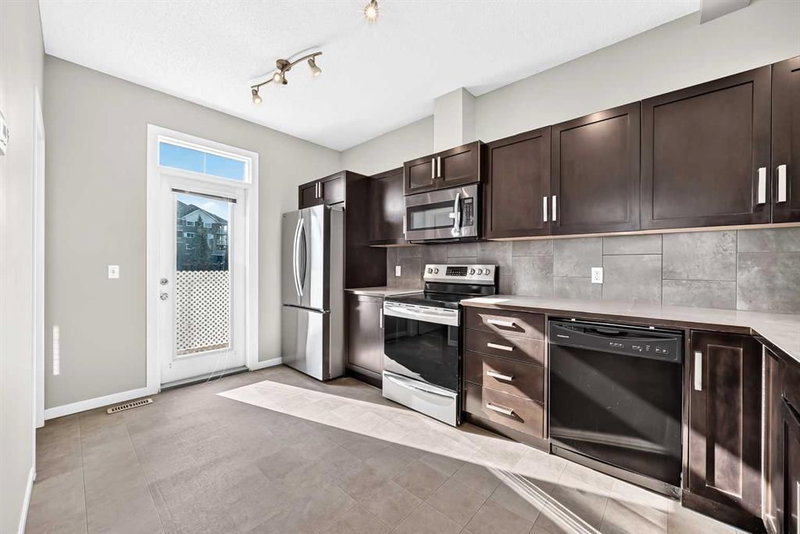 108 New Brighton Point SE, New Brighton — interior photo 7