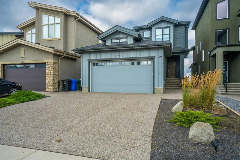 92 Walcrest View SE
