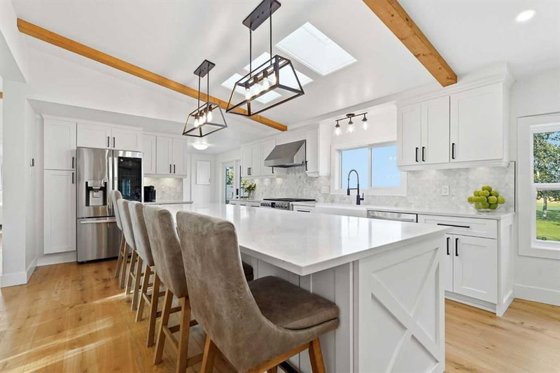 306216 48 Street W, Rural Foothills County — interior photo 7
