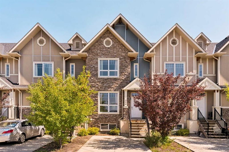 316 Cranfield Common SE