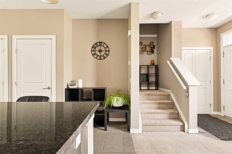 316 Cranfield Common SE