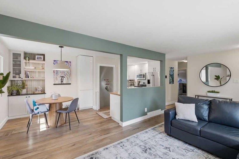 77 Westwood Drive SW, Westgate — interior photo 7
