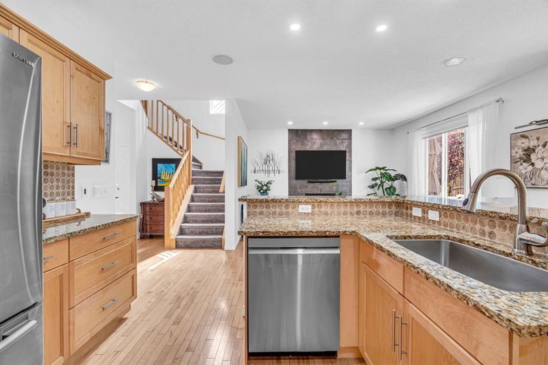 59 Sage Hill Green NW, Sage Hill — interior photo