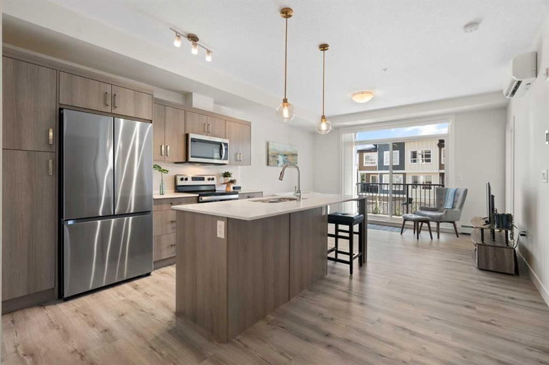 209 - 25 Walgrove Walk SE