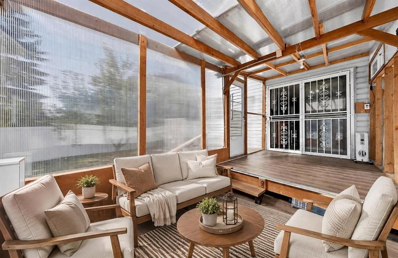 6663 Temple Drive NE, Temple — interior photo