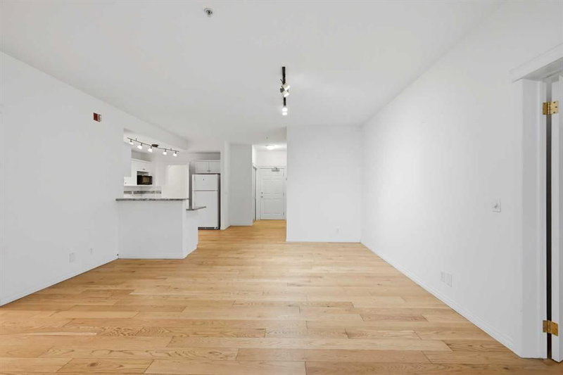 106, 2134 Kensington Road NW, West Hillhurst — interior photo 7