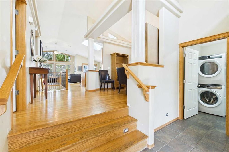 73 Brightondale Parade SE, New Brighton — interior photo 5