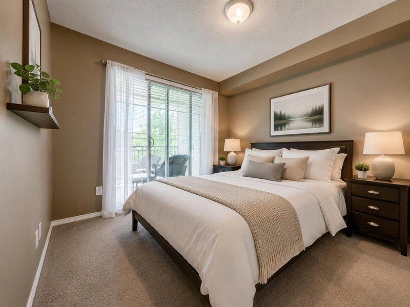 1323, 2395 Eversyde Avenue SW, Evergreen — interior photo