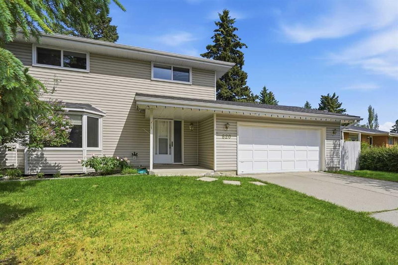 820 Canford Crescent SW, Canyon Meadows — photo 2