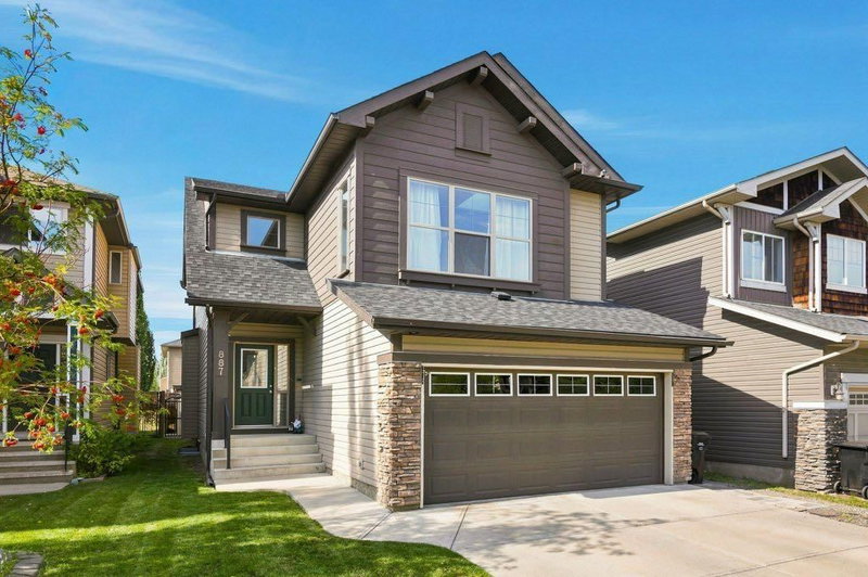 887 Auburn Bay Boulevard SE