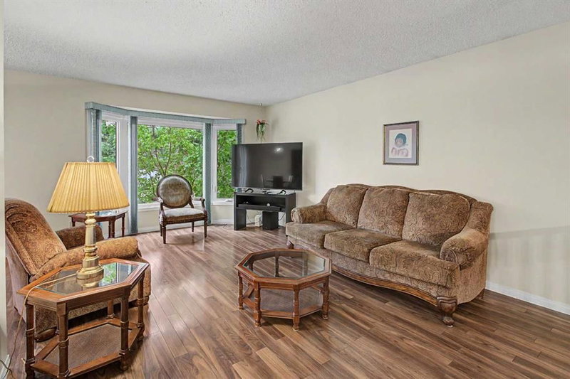 232 Sandstone Place NW, Sandstone Valley — interior photo