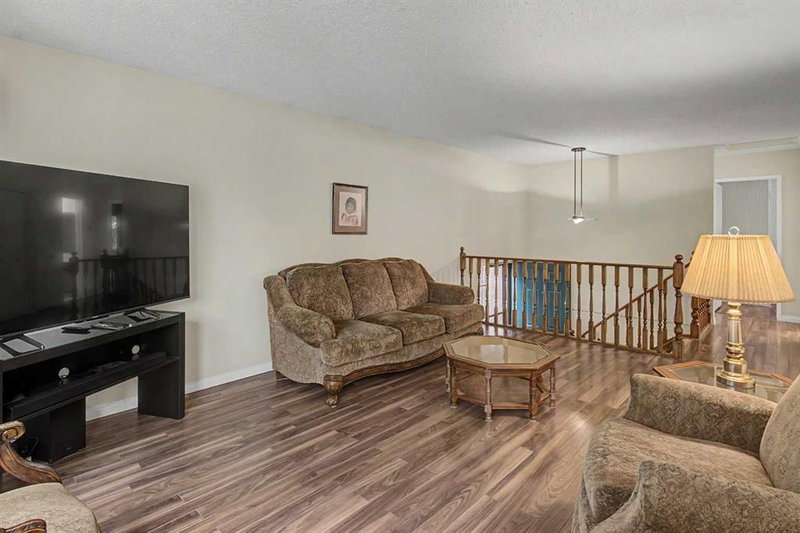232 Sandstone Place NW, Sandstone Valley — interior photo 6