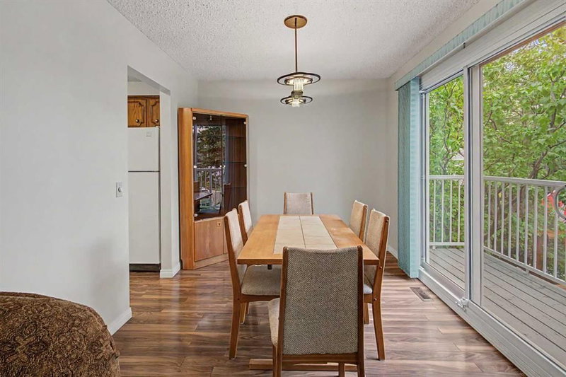 232 Sandstone Place NW, Sandstone Valley — interior photo 7