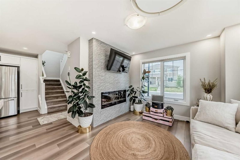 8 Yorkville Link SW, Yorkville — interior photo 6