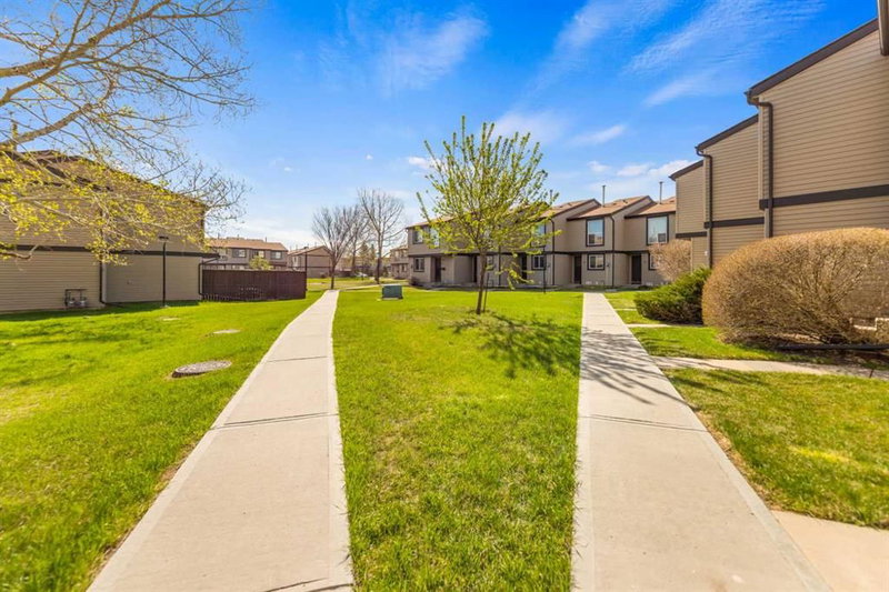 53 - 3029 Rundleson Road NE