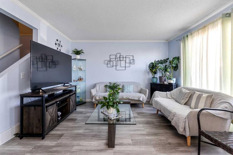 53, 3029 Rundleson Road NE, Rundle — interior photo 6