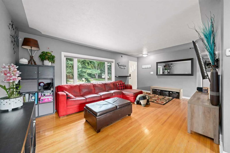 46 Westwood Drive SW, Westgate — interior photo