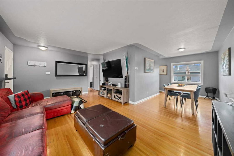 46 Westwood Drive SW, Westgate — interior photo 6