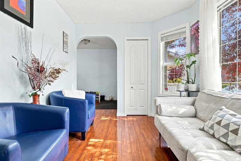 92 Arbour Meadows Close NW, Arbour Lake — interior photo 6