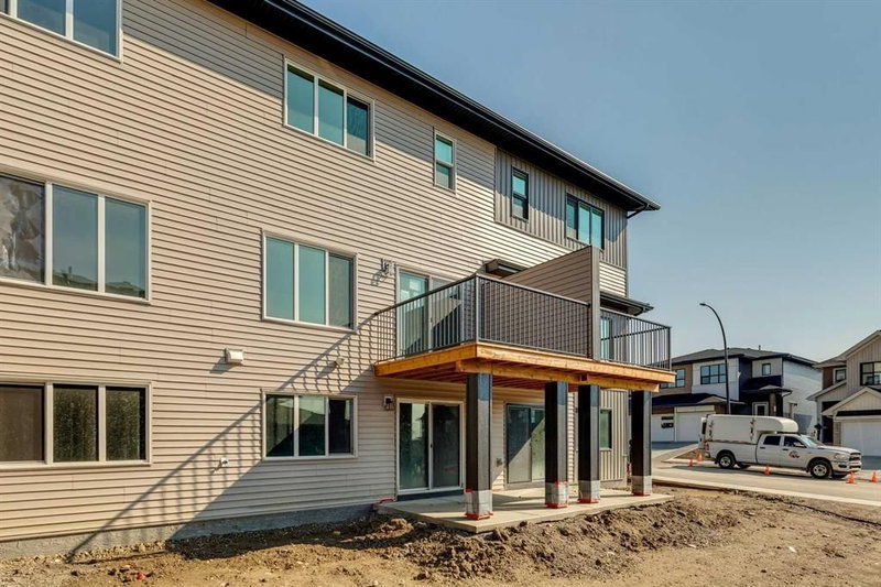 56 Heritage Manor