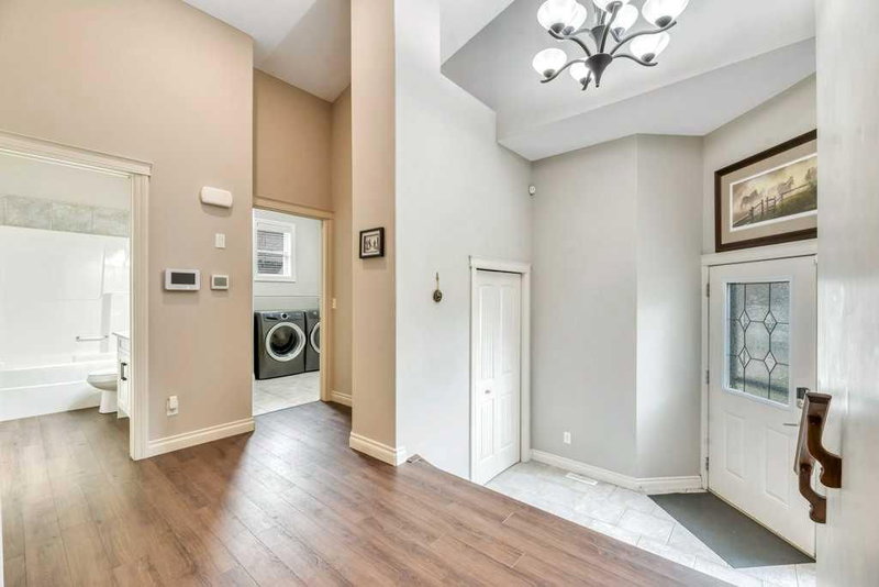 1151 Westmount Drive, Strathmore Lakes Estates — interior photo 5