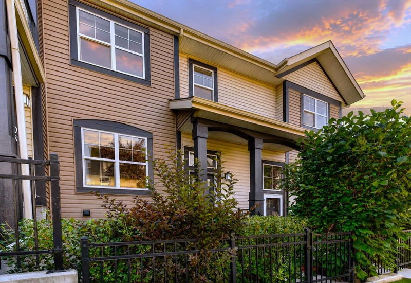 1106 Mckenzie Towne Row SE