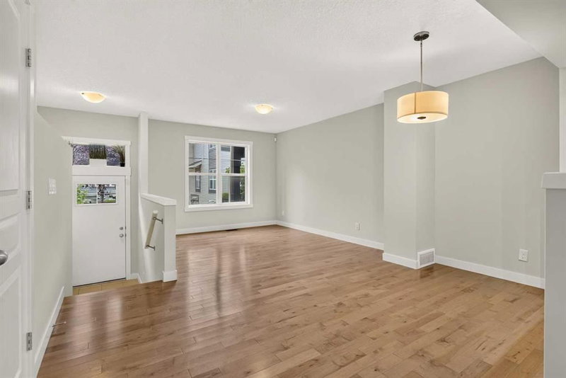 1106 Mckenzie Towne Row SE