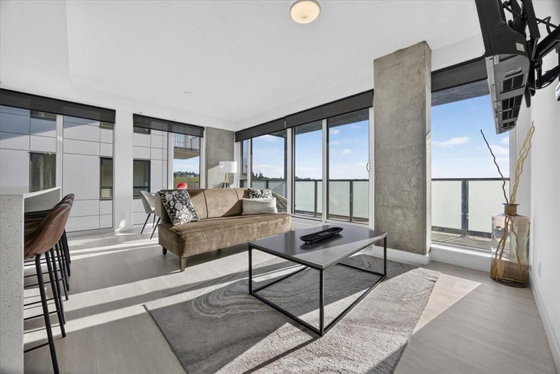 811, 327 9A Street NW, Sunnyside — interior photo 5