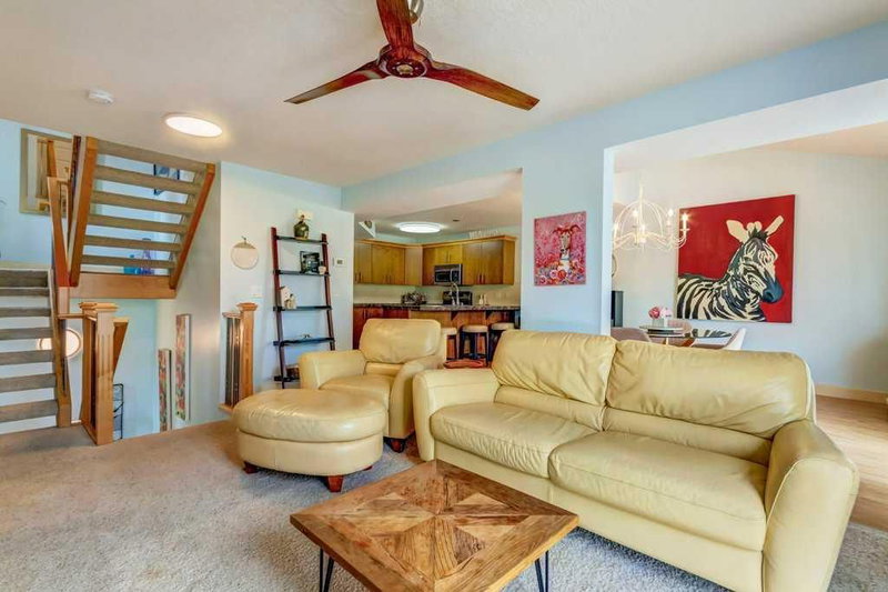 1409, 13104 Elbow Drive SW, Canyon Meadows — interior photo