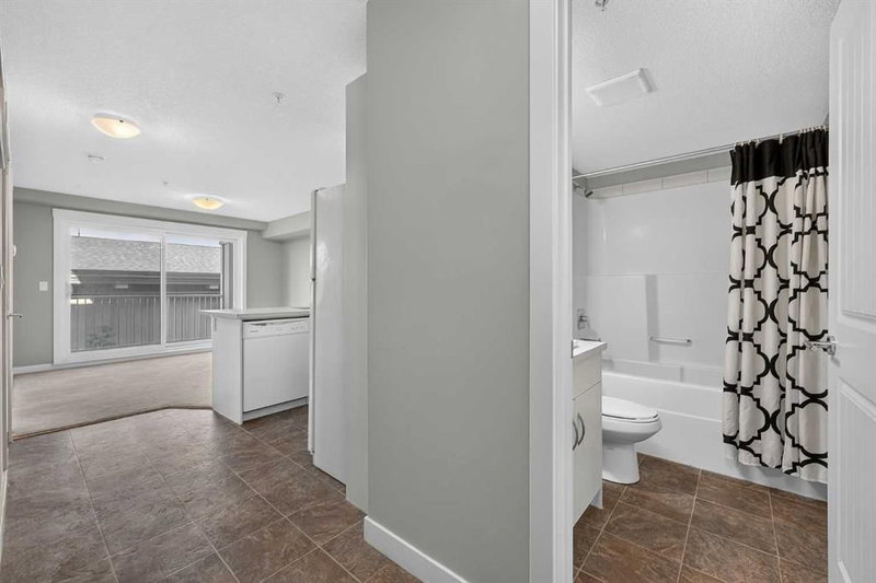 313 - 130 AUBURN MEADOWS View SE