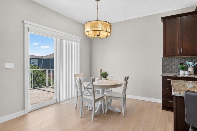 47 Evanscrest Way NW, Evanston — interior photo 7