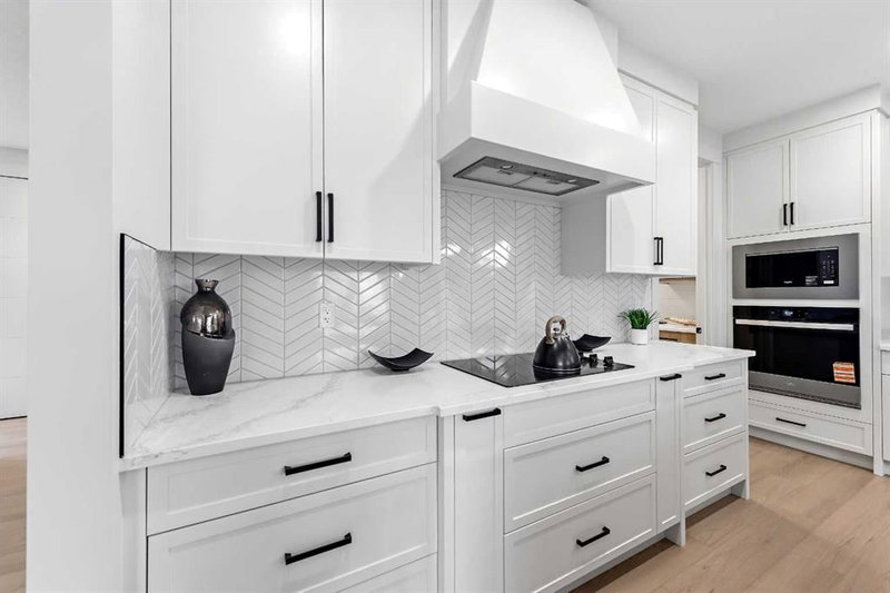 10 Waterford Mews, Waterford — interior photo