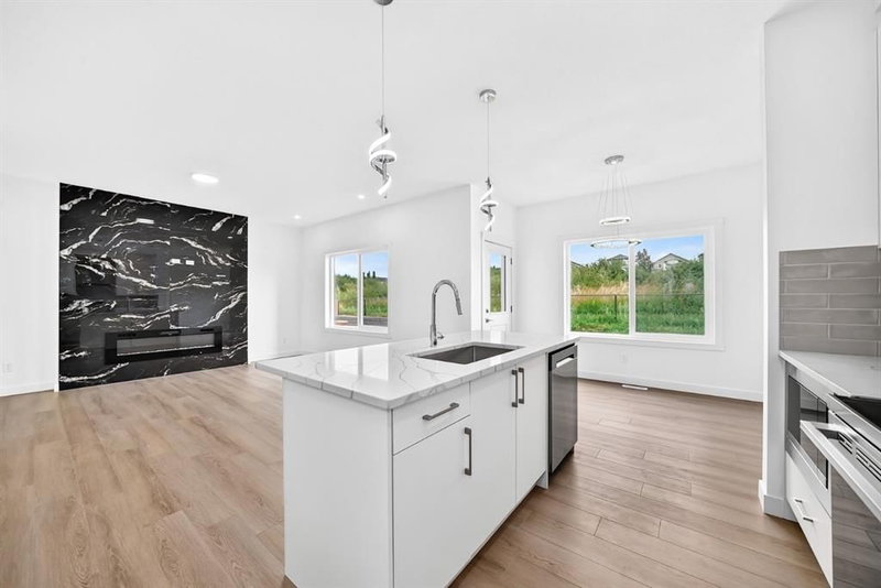 164 Lakewood Circle, Lakewood — interior photo 5