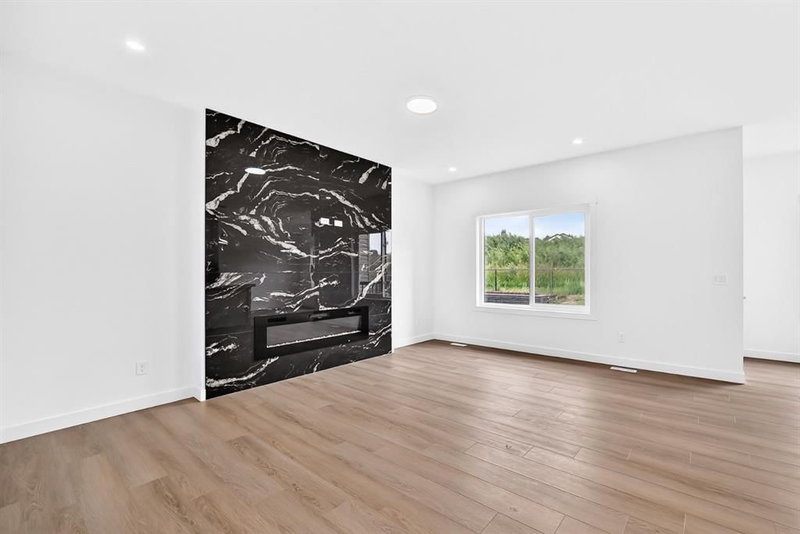 164 Lakewood Circle, Lakewood — interior photo 6