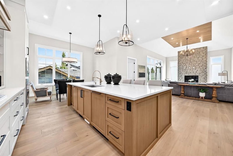 3743 36 Avenue SW, Rutland Park — interior photo 5