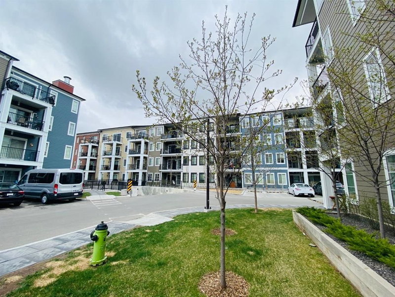 2405 - 215 Legacy Boulevard SE