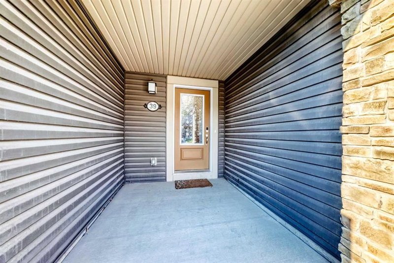 39 Cityscape Row NE, Cityscape — interior photo